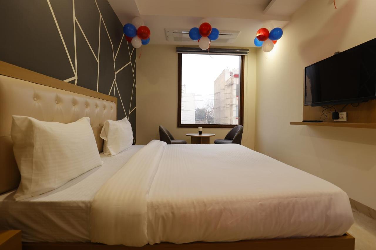 Hotel Bliss Zirakpur Dış mekan fotoğraf